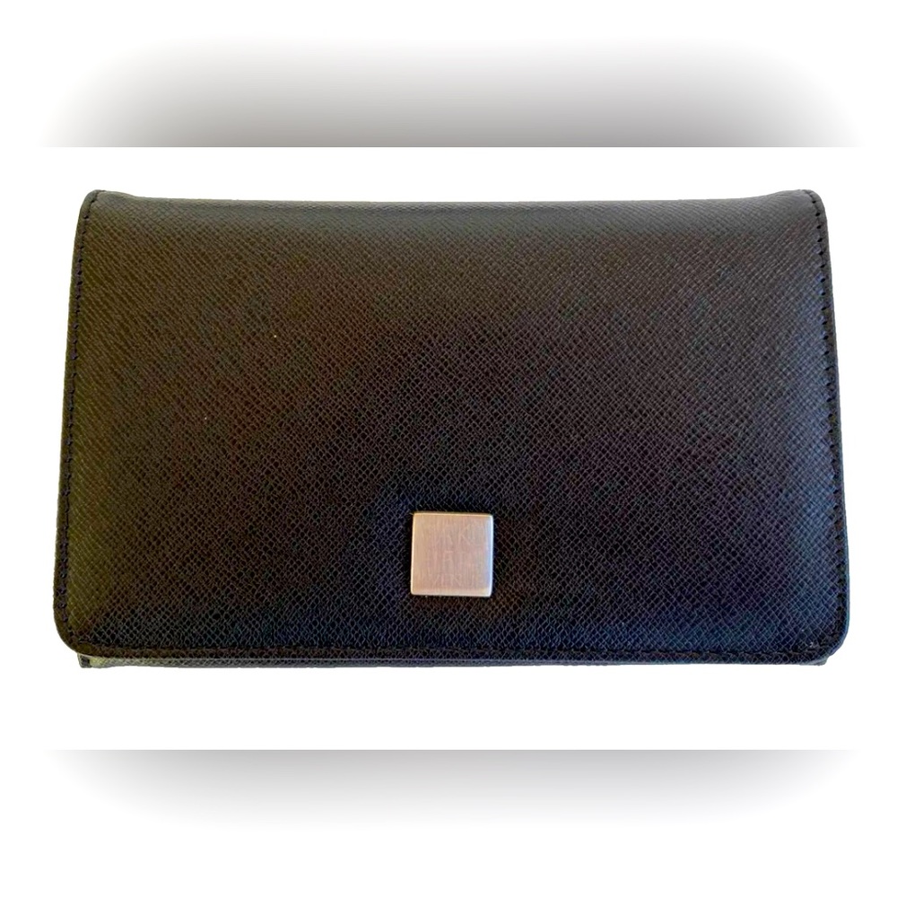 Saks Fifth Avenue Womens Black Wallet With Saks Logo NWT